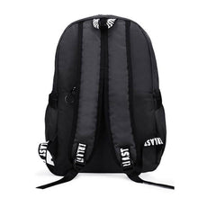 Cargar imagen en el visor de la galería, MOCHILA EVERLAST C/ LLAVERO 21964-21965-21966-21967