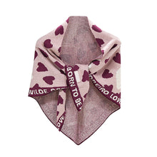 Cargar imagen en el visor de la galería, BUFANDA TRIANGULAR OREIRO LOVE 31165