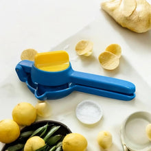 Cargar imagen en el visor de la galería, EXPRIMIDOR DE LIMON A PRESION 57916788