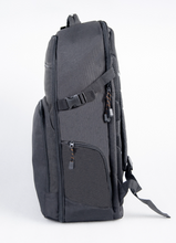 Cargar imagen en el visor de la galería, MOCHILA BAGCHERRY 259019 (NEGRO)